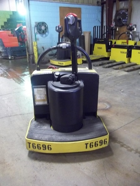 Used Yale pallet jack